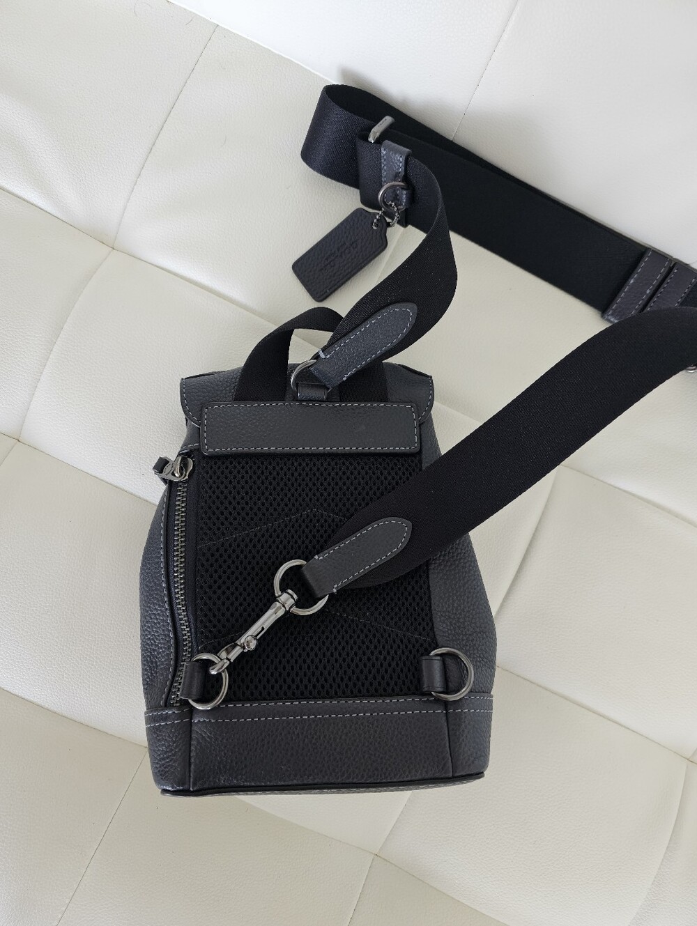 Authentic COACH Leather Mini Backpack Crossbody Bag - Picture 2 of 14